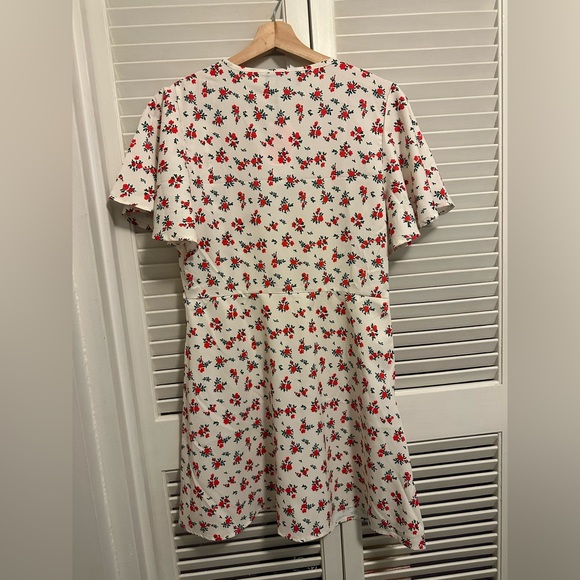 Floral V-neck Short Sleeve Mini Dress - Picture 9 of 9